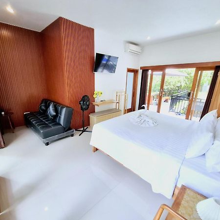 Villa Manayasa ロヴィーナ エクステリア 写真
