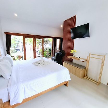 Villa Manayasa ロヴィーナ エクステリア 写真