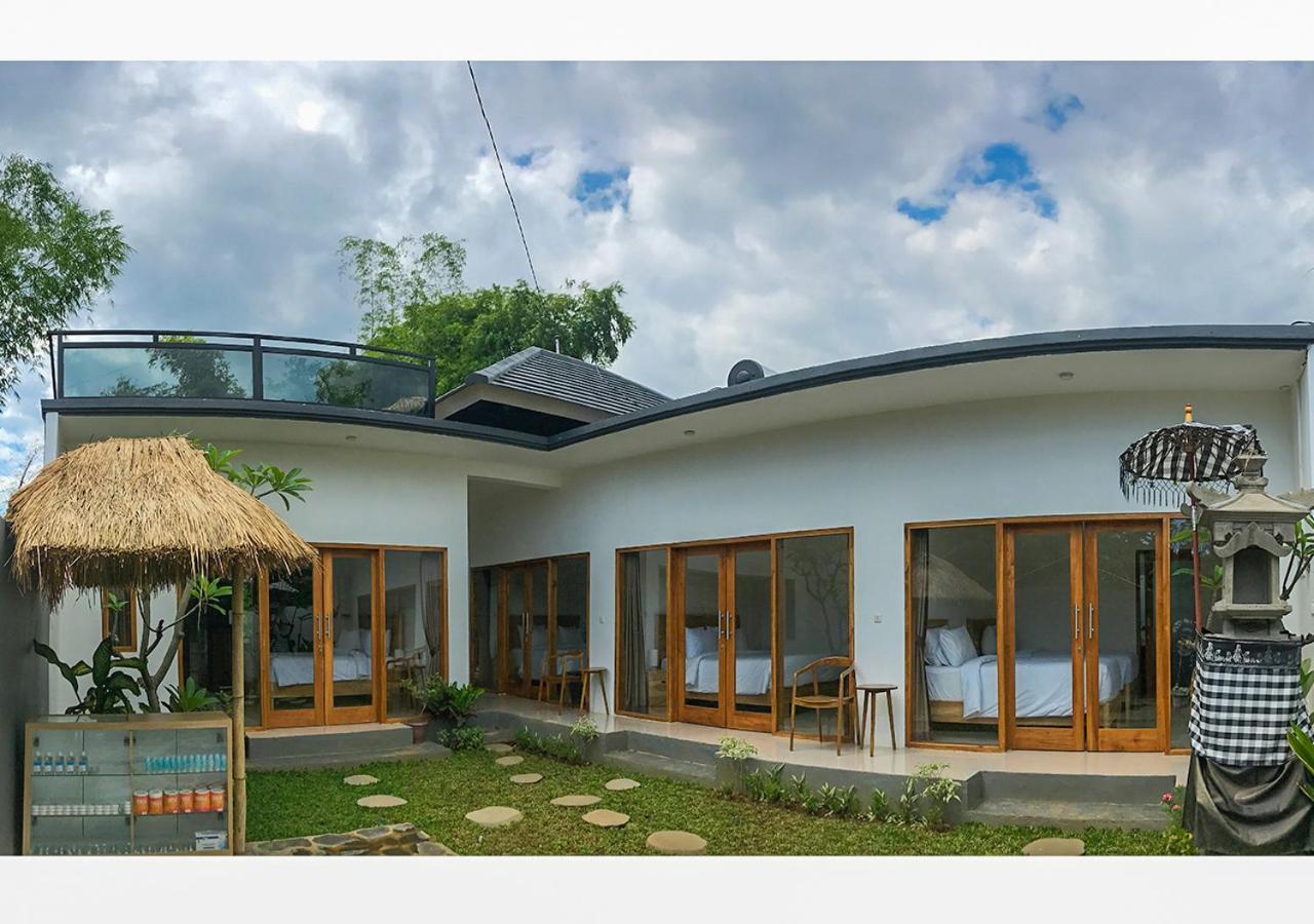 Villa Manayasa ロヴィーナ エクステリア 写真