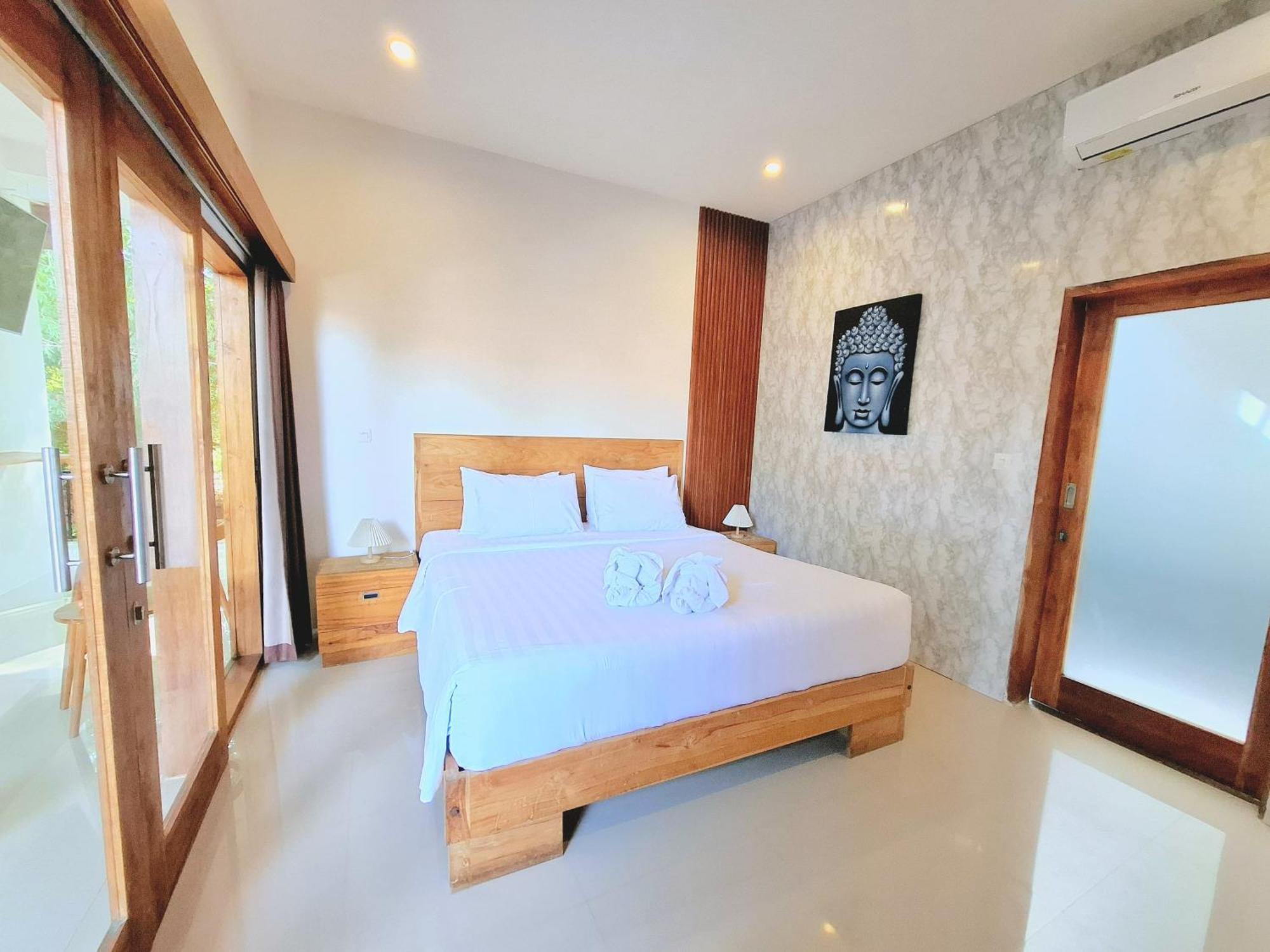 Villa Manayasa ロヴィーナ エクステリア 写真